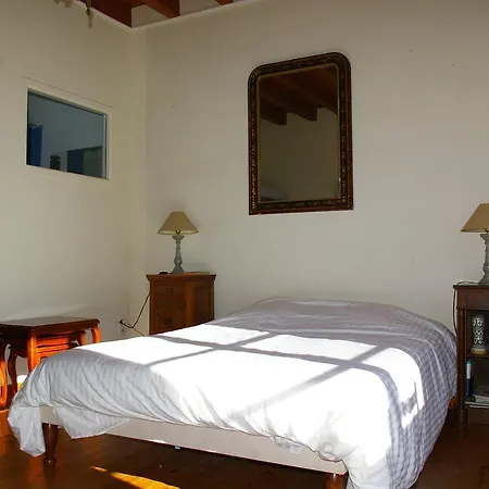 Angel Services - Le Port Holiday home *